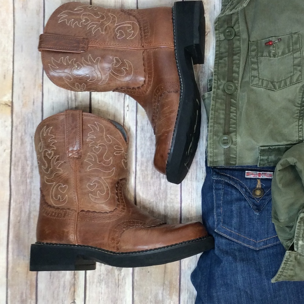 Like NEW!!ARIAT Fatbaby Saddle Brown Western Boots